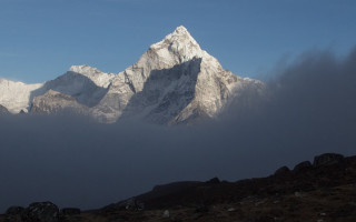 Mountain clouds snow blue sky 2 - clear free wallpaper