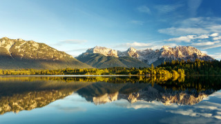 Mountain lake reflection trees sky 2 - a mountain range free wallpaper