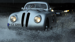 Car flooded street rain headlights - headlight free wallpaper