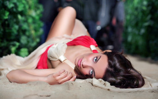 Elina karimova red dress beach - egyptian art free wallpaper