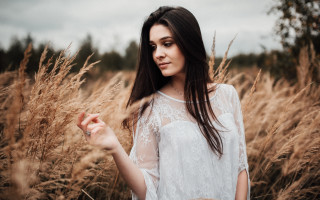 Woman white dress field autumn 2 - her pocket free wallpaper for desktop