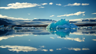 Iceberg lake mountains clouds blue - top of a lake free wallpaper