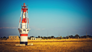Lighthouse field constructivism tiltshift saturated - constructivism free wallpaper