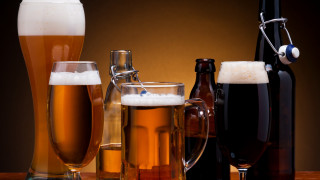 Beer glass bottles still life - adolf bierbrauer free wallpaper