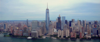 Cityscape urban bridge water tower - a large city free wallpaper
