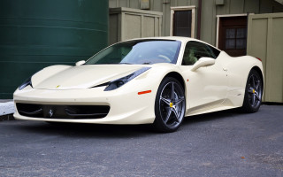 White sports car green door - a green door free wallpaper