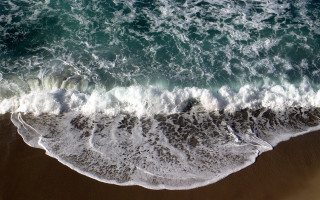 Beach waves surfboard sand shore - andreas gursky free wallpaper