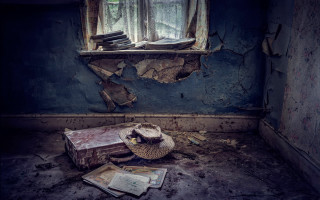 Peeling paint suitcase hat still - paint free wallpaper for desktop