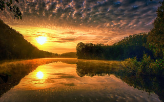 Lake sunset trees clouds matte - a sunset in the background and trees free wallpaper for desktop