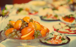 Table fruit food napkin chopsticks - a napkin free wallpaper