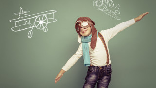 Young boy pilot hat glasses - a young boy free wallpaper
