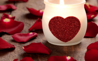 Candle heart rose petals romantic - free hearts wallpaper