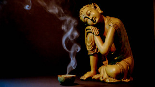 Bronze sculpture praying sitting smoke - tranquil free wallpaper for desktop