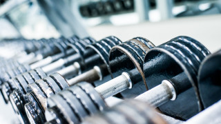 Dumbbells gym rack blurry bokeh - a gym free wallpaper