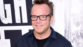 Man glasses smiling blackandwhite background - bill sienkiewicz free wallpaper for desktop