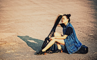 Woman beach guitar case shadow - portrait photography free wallpaper
