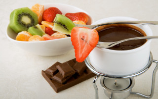 Bowl fruit chocolate table spoon - food photography free wallpaper for desktop