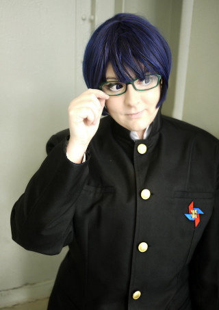 Man blue hair glasses hand - blue hair and glasses free wallpaper