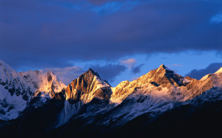 Mountain range clouds blue sky 7 - a mountain range free wallpaper for desktop