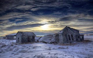 Old buildings snowy skyline postapocalyptic - apocalyptic free wallpaper