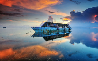 Boat sunset water clouds blue - photography free wallpaper for desktop