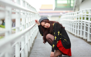 Woman fence hat tattoo fashion - a white fence free wallpaper