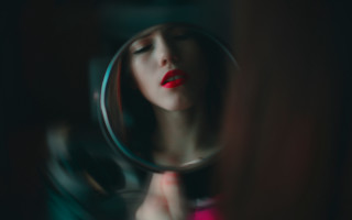 Woman magnifying glass portrait blurry - magnifying free wallpaper