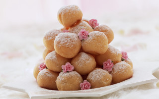 Doughnuts pinkflowers plate rococo food - a tablecloth free wallpaper