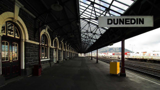 Train station sign dunedin train - a train station free wallpaper