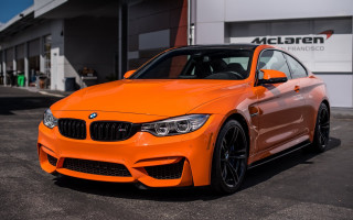 Bright orange bmw 3d render - a sign free wallpaper