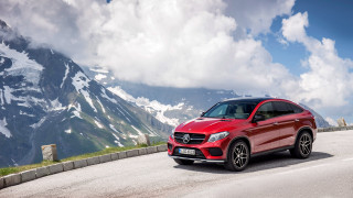 Red mercedes suv mountain road - a mountain road free wallpaper
