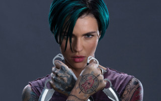 Woman green hair tattoos scissors - a pair of scissors free wallpaper for desktop