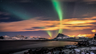 Aurora borealis lake mountains night 2 - aurora free wallpaper for desktop