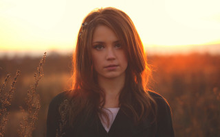 Woman field sunset tallgrass backlighting - tall free wallpaper