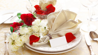 Romantic rose bouquet food table - romanticism free wallpaper