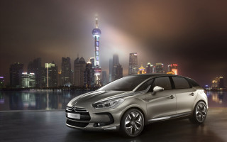 Silver car city skyline night - cao zhibai free wallpaper for desktop