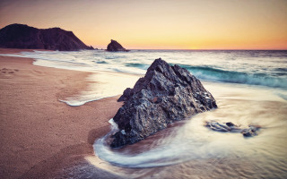 Rock sand beach sunset waves - the sand free wallpaper for desktop