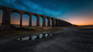 Train bridge reflection star night - a full moon free wallpaper for desktop