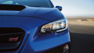 Blue car road sky desert - a blue car free wallpaper for desktop