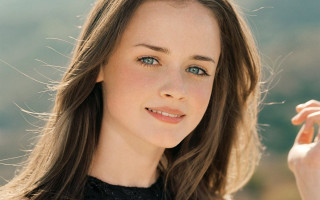 Woman longhair blacktop blueeyes portrait - beatrice huntington free wallpaper