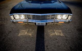 Black car parking lot moonlight - dean roger free wallpaper