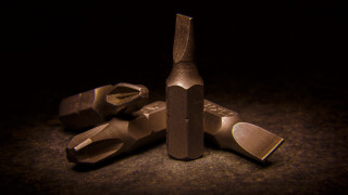 Tools pair dark ground jigsaw - the ground in the dark free wallpaper