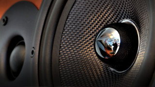 Speaker reflection photorealism studio ella - free cars wallpaper