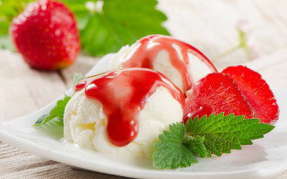 Ice cream strawberries mint rococo - strawberry free wallpaper for desktop
