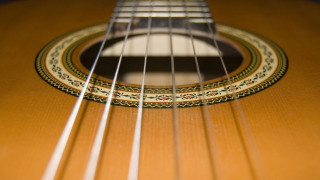Guitar strings black white border - baroque free wallpaper
