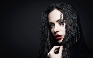 Gothic egyptian woman veil lips - a veil free wallpaper