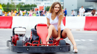 Woman sitting cart engine asian - free motorcycles wallpaper for desktop