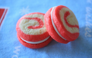 Red white cookies blue cloth - cookie free wallpaper