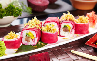 Sushi chopsticks food table blurry - neofauvism free wallpaper for desktop