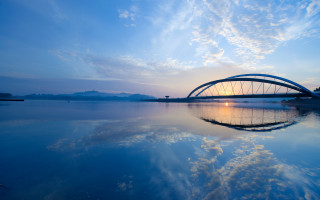 Bridge water sky clouds sunset 3 - a bridge over a body of water free wallpaper for desktop